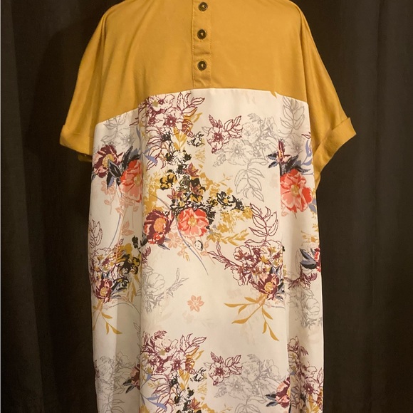 💥Rewind XXL flowered top💥 - Picture 2 of 3